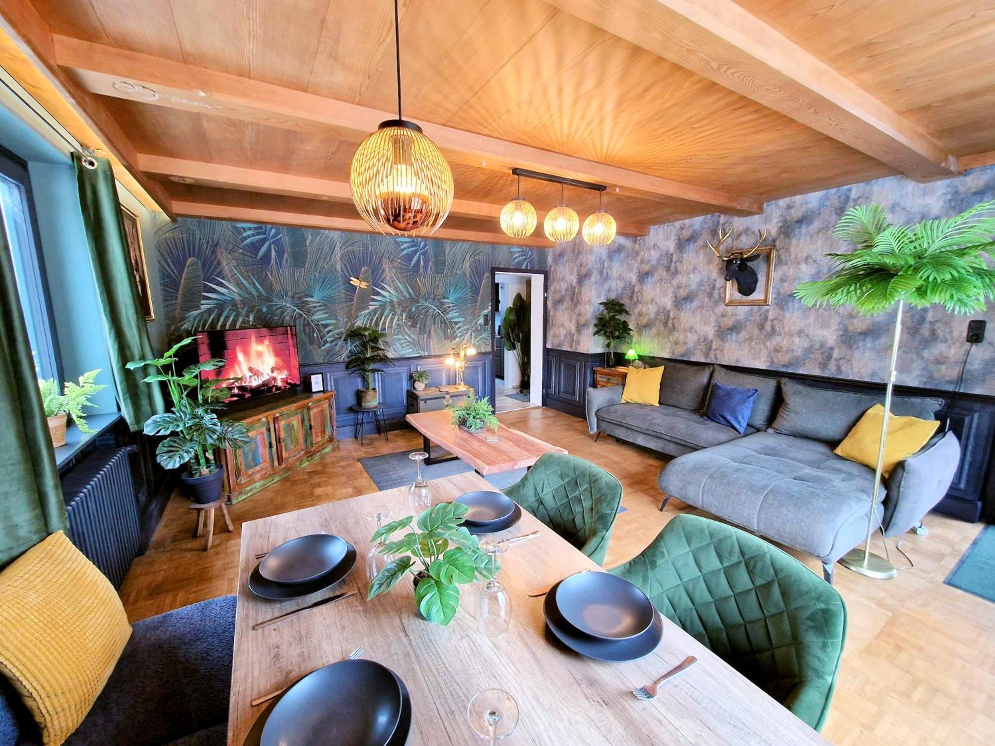 フッシュ・アン・デア・グロースグロックナーシュトラーセAlp Haus Grossglocknerアパートメント エクステリア 写真